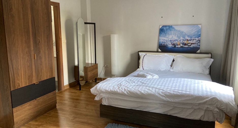 For rent 3 bedrooms office in Watthana, Bangkok