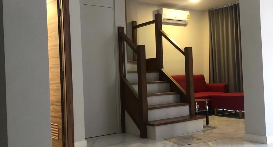 For rent 3 bedrooms office in Watthana, Bangkok