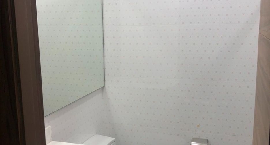For rent 3 bedrooms office in Watthana, Bangkok