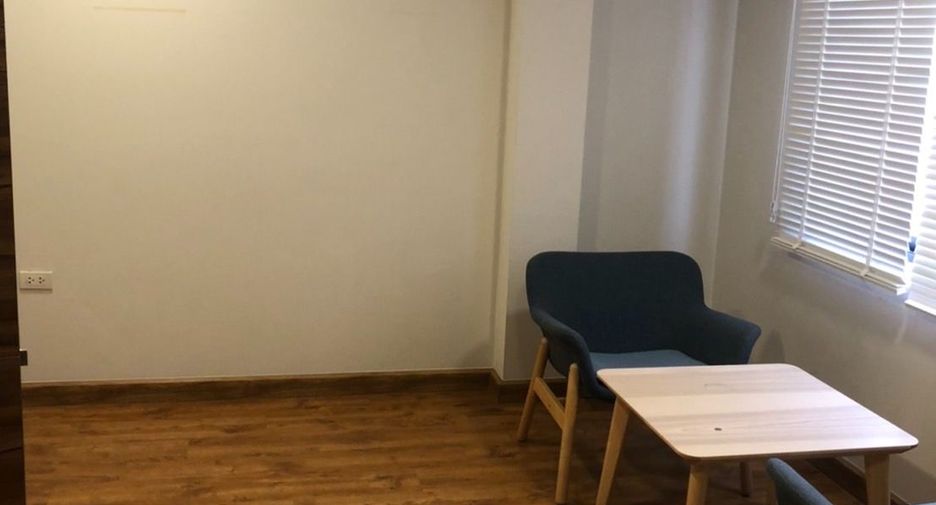 For rent 3 bedrooms office in Watthana, Bangkok