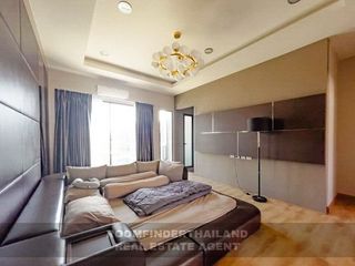 For rent 3 Beds townhouse in Taling Chan, Bangkok