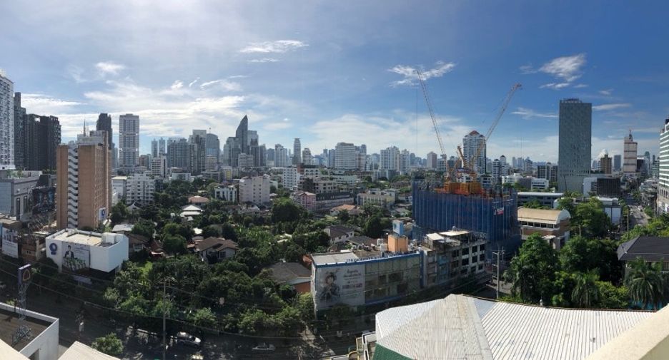 À louer et à vendre 3 chambres condo à Watthana, Bangkok