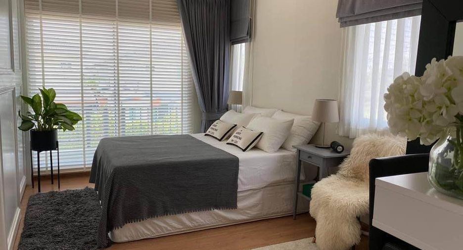 For rent 3 bedrooms townhouse in Bang Phli, Samut Prakan