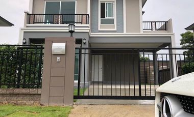For rent 3 bedrooms townhouse in Bang Phli, Samut Prakan