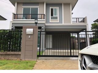 For rent 3 bedrooms townhouse in Bang Phli, Samut Prakan
