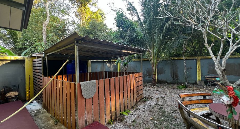 For rent 2 bedrooms house in Mueang Krabi, Krabi