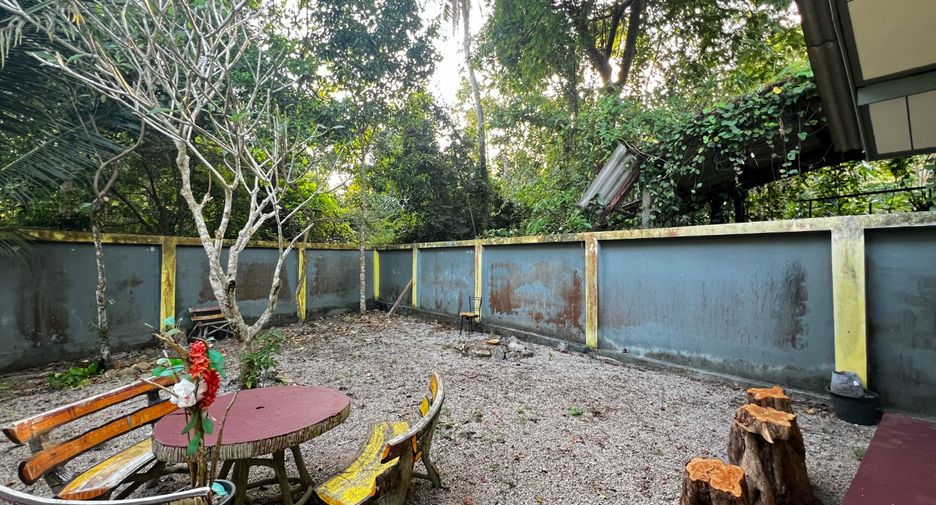 For rent 2 bedrooms house in Mueang Krabi, Krabi