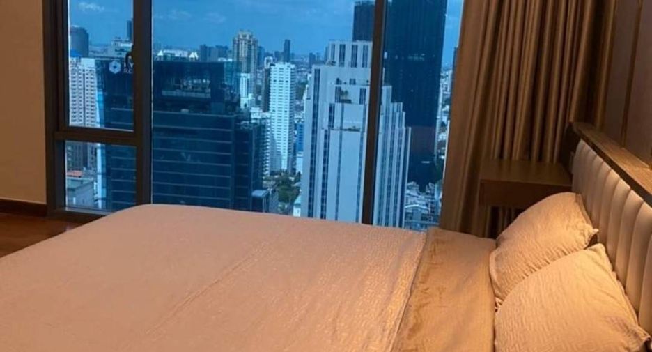 For rent and for sale 3 bedrooms condo in Khlong Toei, Bangkok