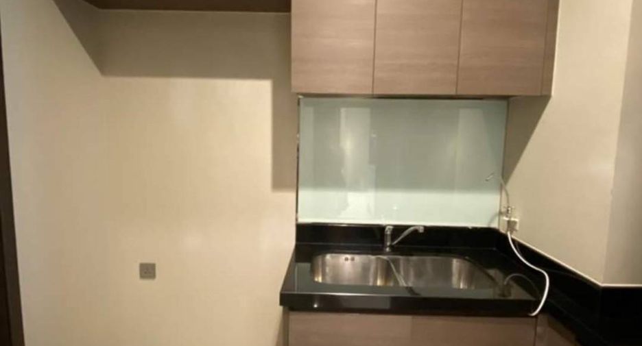 For rent and for sale 3 bedrooms condo in Khlong Toei, Bangkok