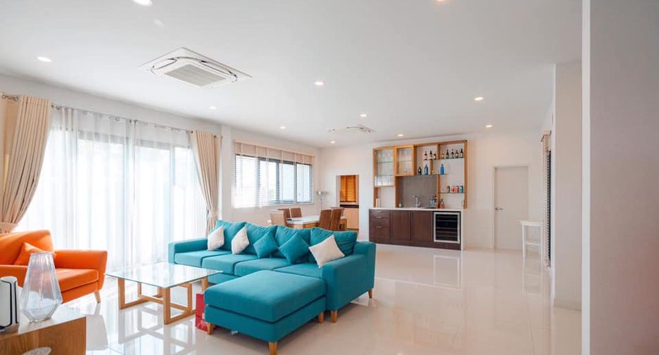 For rent and for sale 5 bedrooms house in Saphan Sung, Bangkok