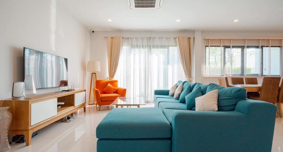 For rent and for sale 5 bedrooms house in Saphan Sung, Bangkok