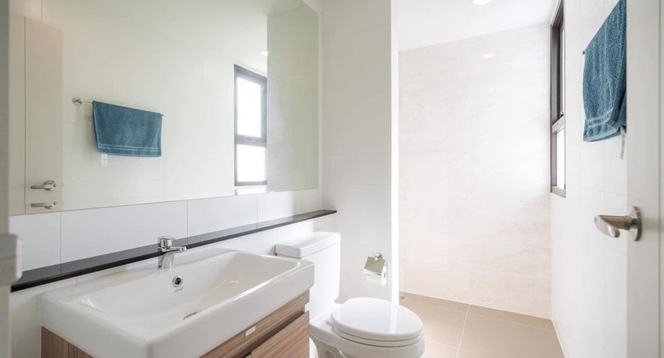 For rent and for sale 5 bedrooms house in Saphan Sung, Bangkok
