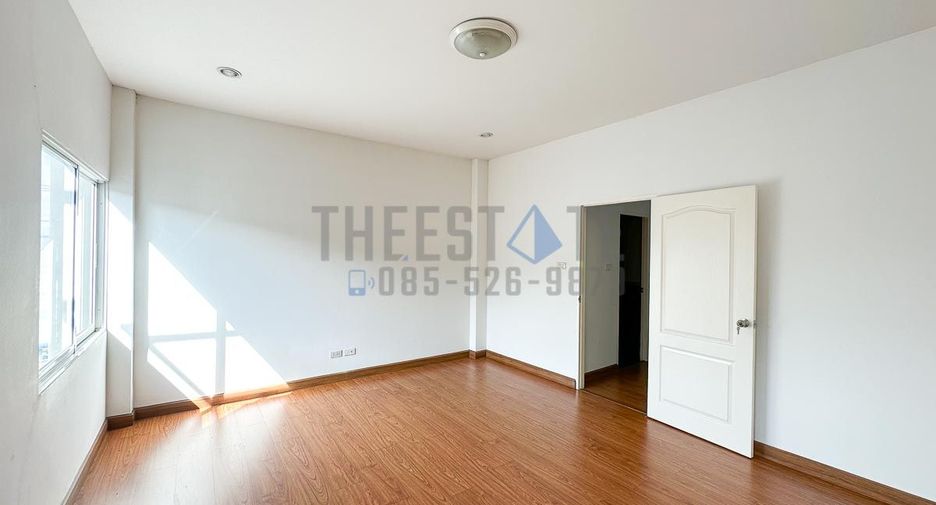 For rent and for sale 2 bedrooms retail Space in Mueang Chiang Mai, Chiang Mai