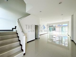 For rent and for sale 2 bedrooms retail Space in Mueang Chiang Mai, Chiang Mai