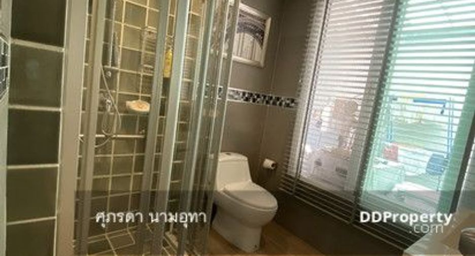 À vendre 5 chambres maison à Lat Phrao, Bangkok
