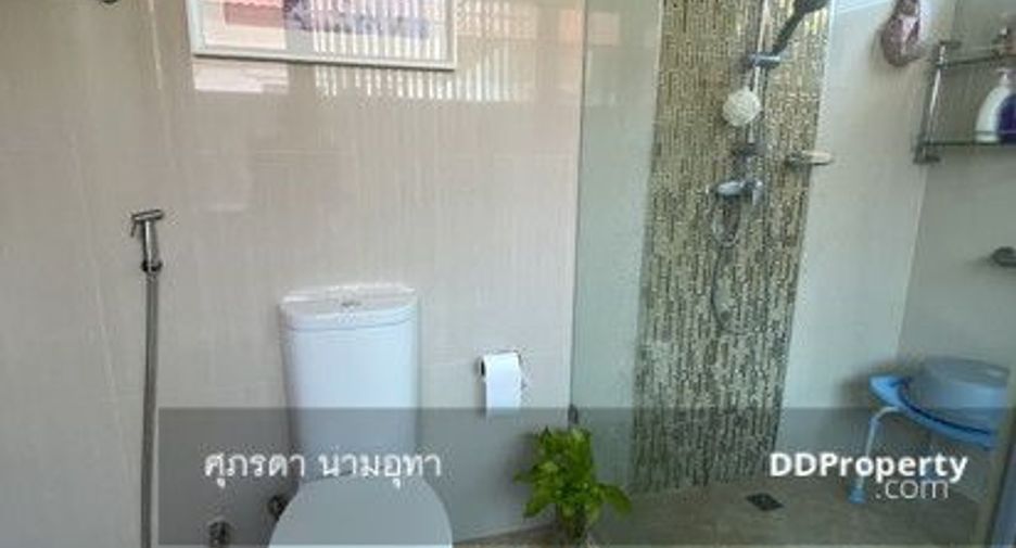 À vendre 5 chambres maison à Lat Phrao, Bangkok