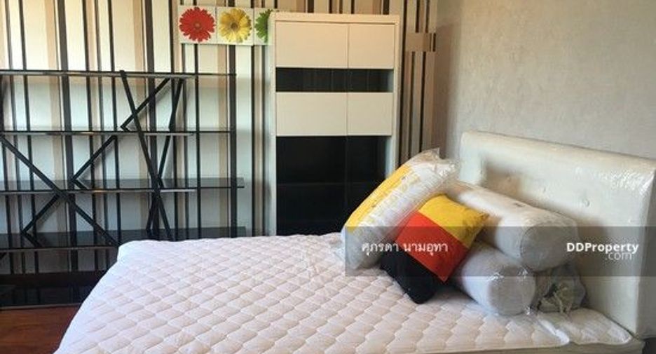 À vendre 5 chambres maison à Lat Phrao, Bangkok