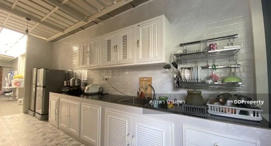 À vendre 5 chambres maison à Lat Phrao, Bangkok