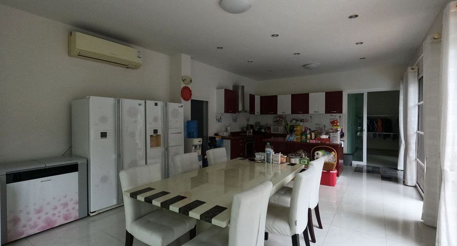 For rent and for sale 6 bedrooms villa in Mueang Phuket, Phuket