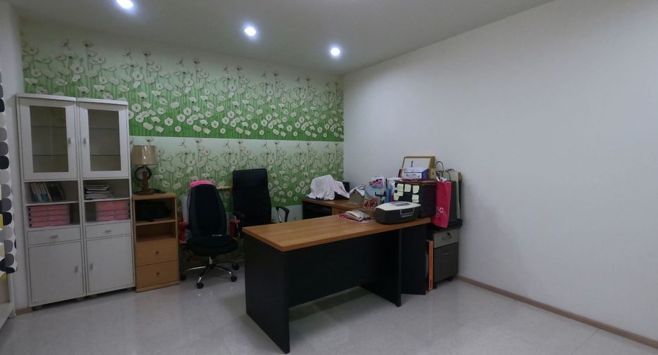 For rent and for sale 6 bedrooms villa in Mueang Phuket, Phuket