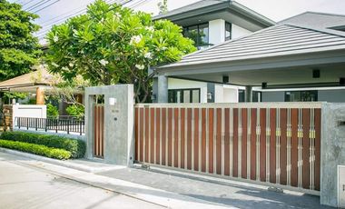 For sale 4 bedrooms house in Lat Phrao, Bangkok