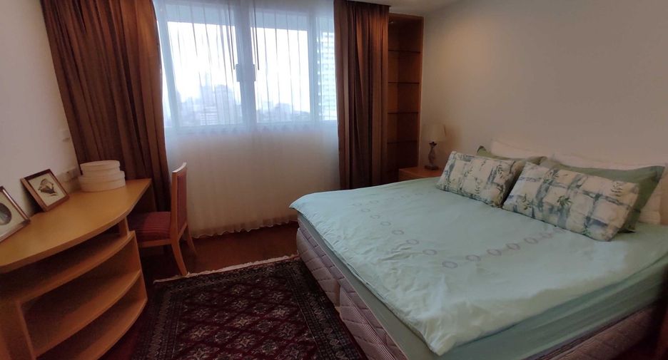 À louer 3 chambres appartement à Khlong Toei, Bangkok