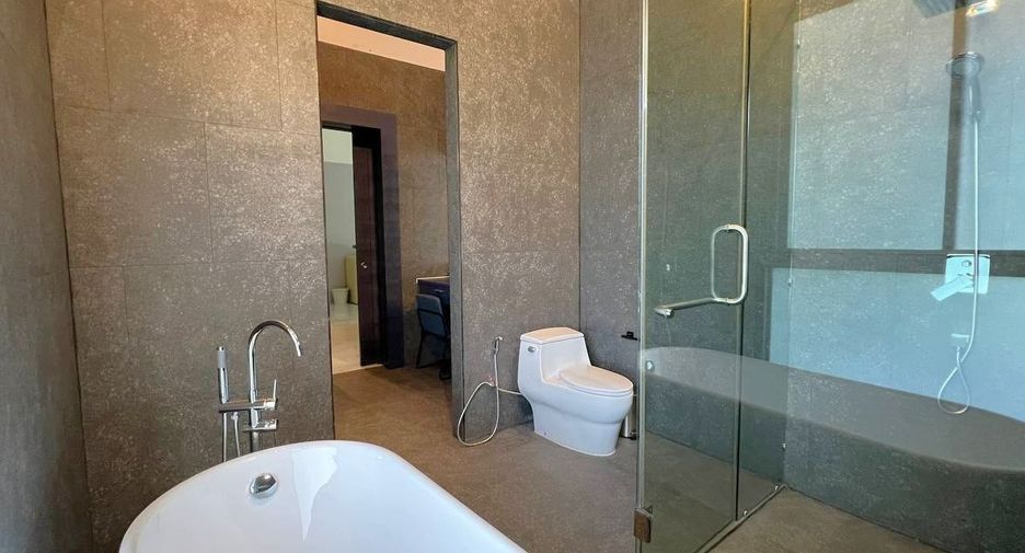 For sale 3 bedrooms villa in Thalang, Phuket