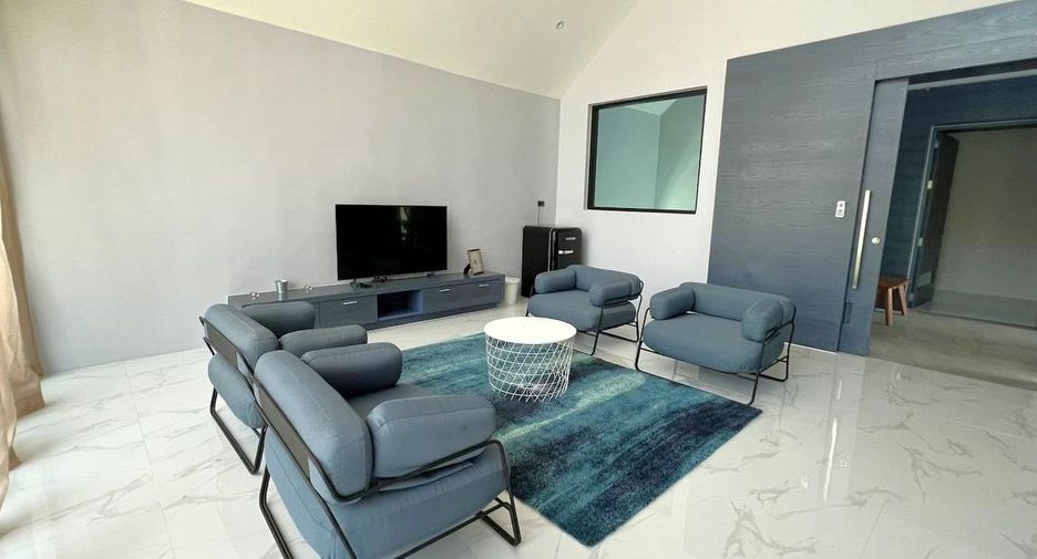 For sale 3 bedrooms villa in Thalang, Phuket