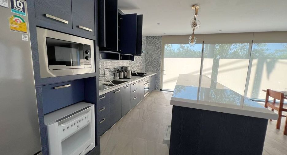 For sale 3 bedrooms villa in Thalang, Phuket