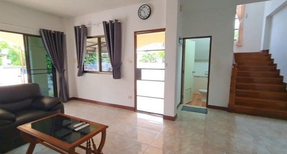 For rent 3 bedrooms house in San Sai, Chiang Mai