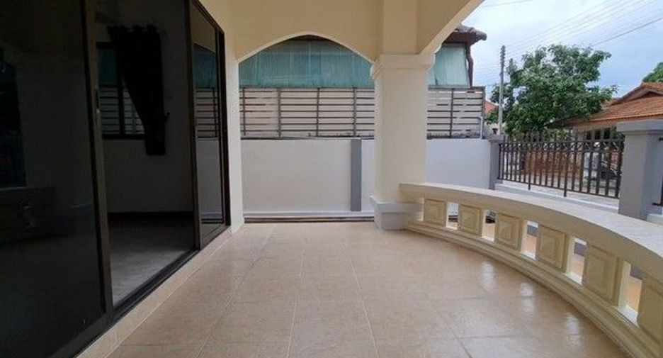 For rent 3 bedrooms house in San Sai, Chiang Mai