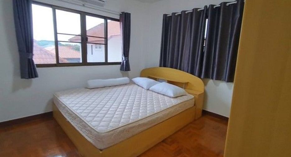 For rent 3 bedrooms house in San Sai, Chiang Mai