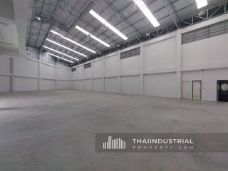 For rent warehouse in Phra Samut Chedi, Samut Prakan