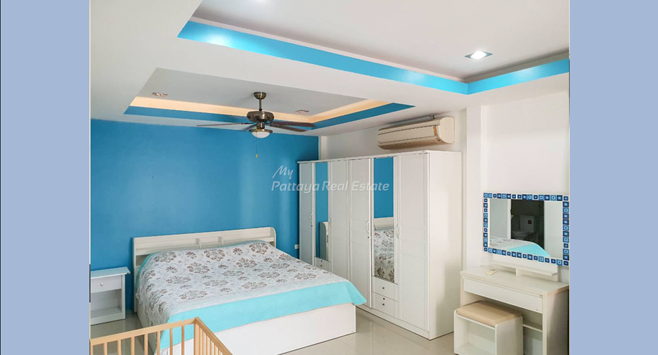 For sale 3 bedrooms villa in Bang Lamung, Chonburi