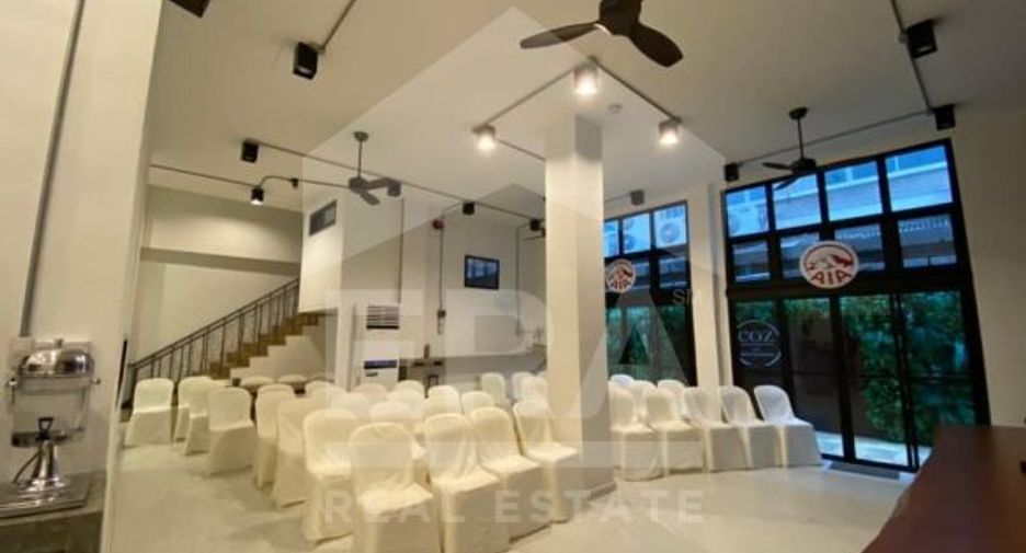 For rent and for sale hotel in Watthana, Bangkok