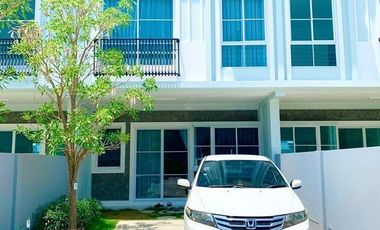 For sale 3 bed townhouse in Bang Phli, Samut Prakan