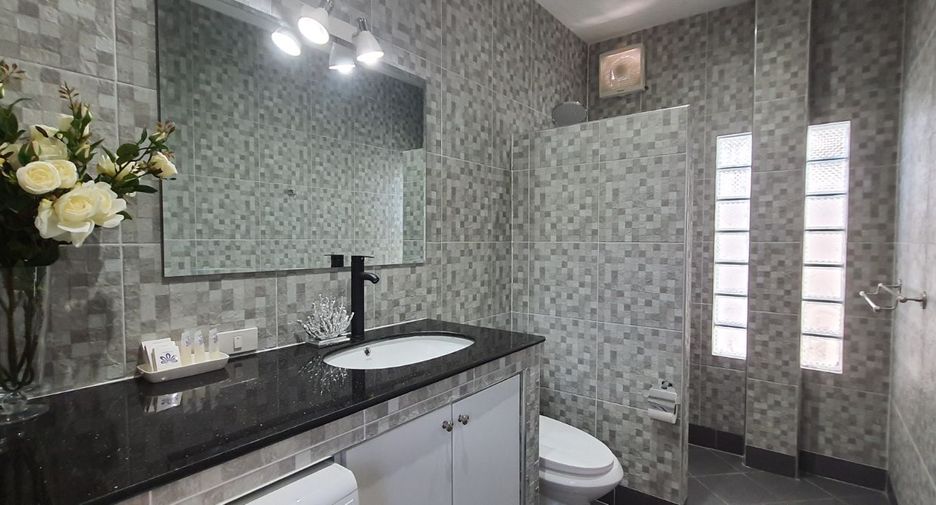 À vendre 2 chambres maison à Mueang Rayong, Rayong
