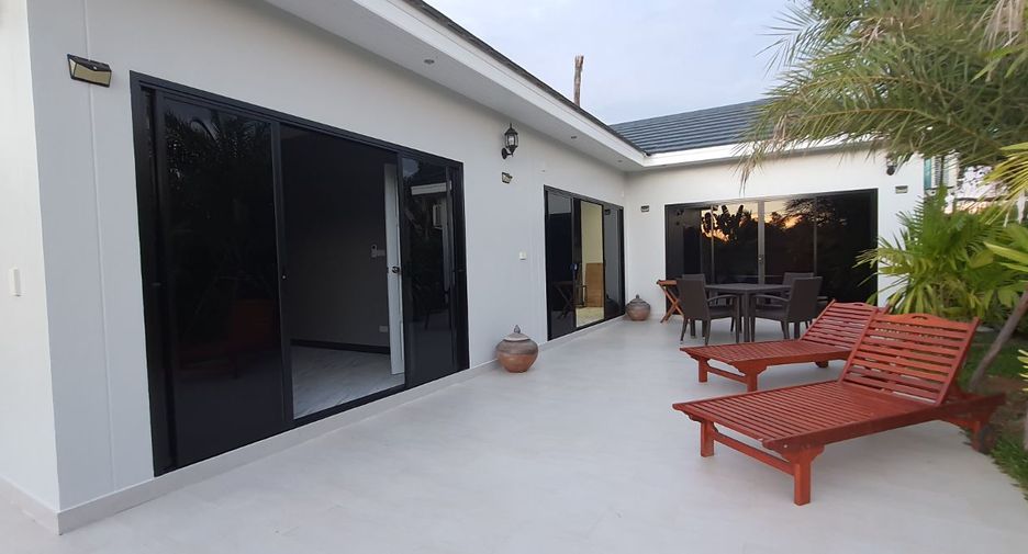 À vendre 2 chambres maison à Mueang Rayong, Rayong