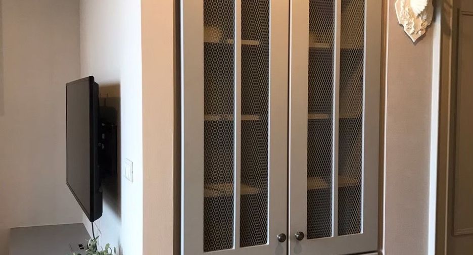 For rent 1 bed condo in Phaya Thai, Bangkok