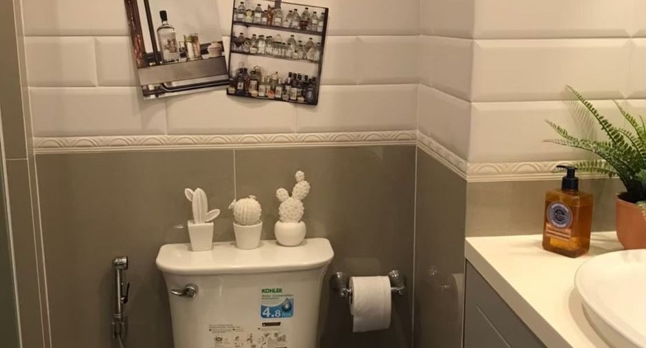 For rent 1 bed condo in Phaya Thai, Bangkok