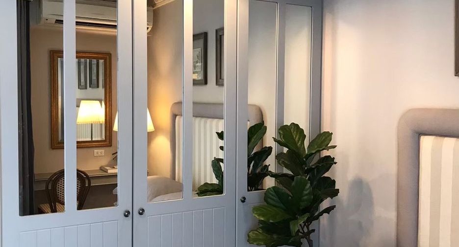 For rent 1 bed condo in Phaya Thai, Bangkok