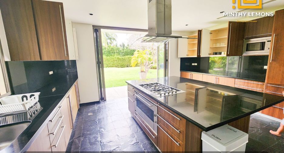 For rent 3 bedrooms villa in Thalang, Phuket