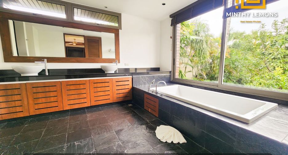 For rent 3 bedrooms villa in Thalang, Phuket
