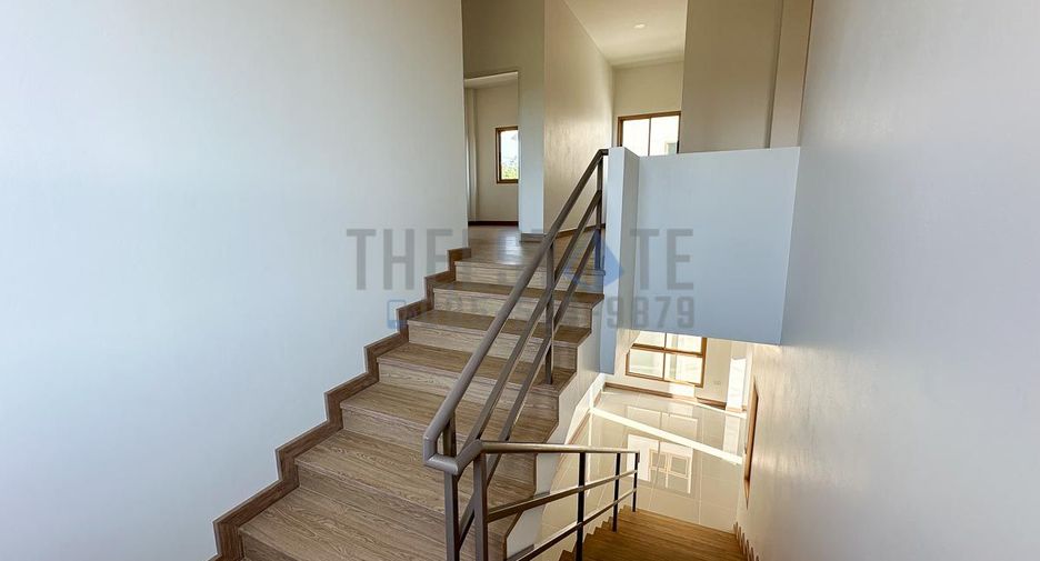 For rent 4 bedrooms house in Hang Dong, Chiang Mai