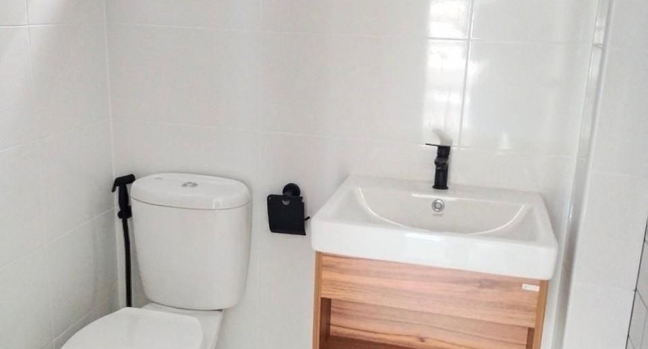 For rent 4 bedrooms house in Hang Dong, Chiang Mai