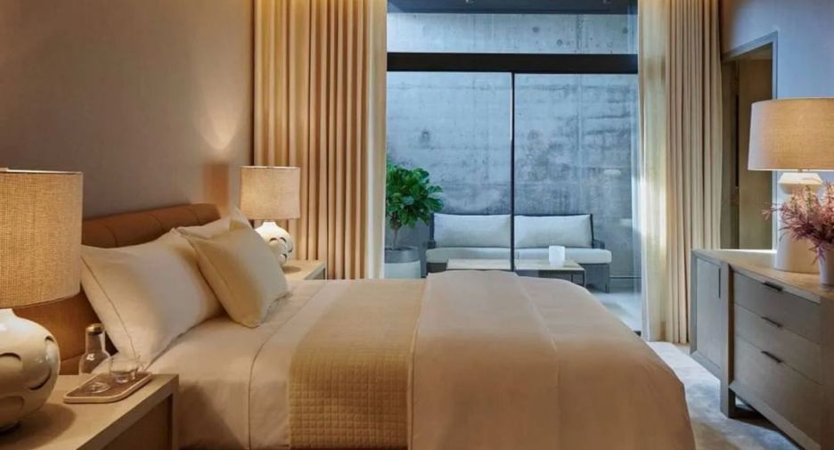 Condo en venta de 3 habitaciones en Yan Nawa, Bangkok