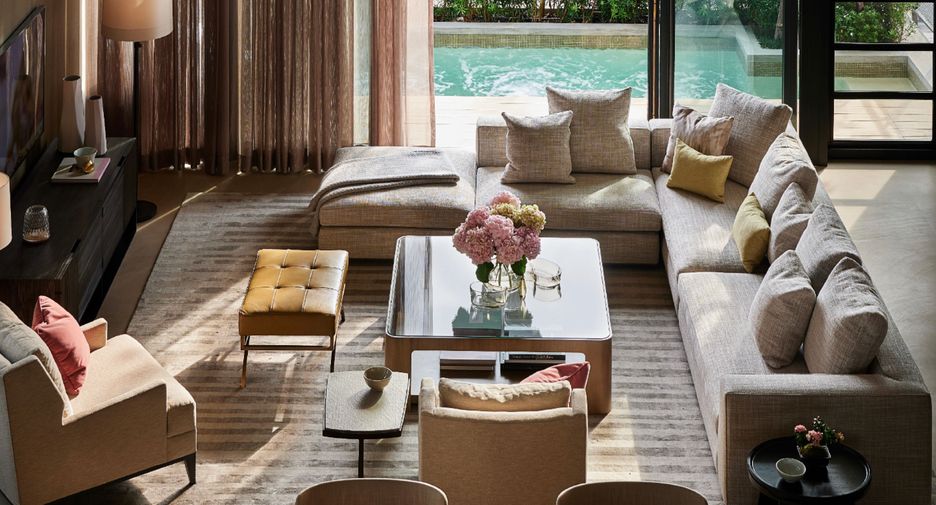Condo en venta de 3 habitaciones en Yan Nawa, Bangkok