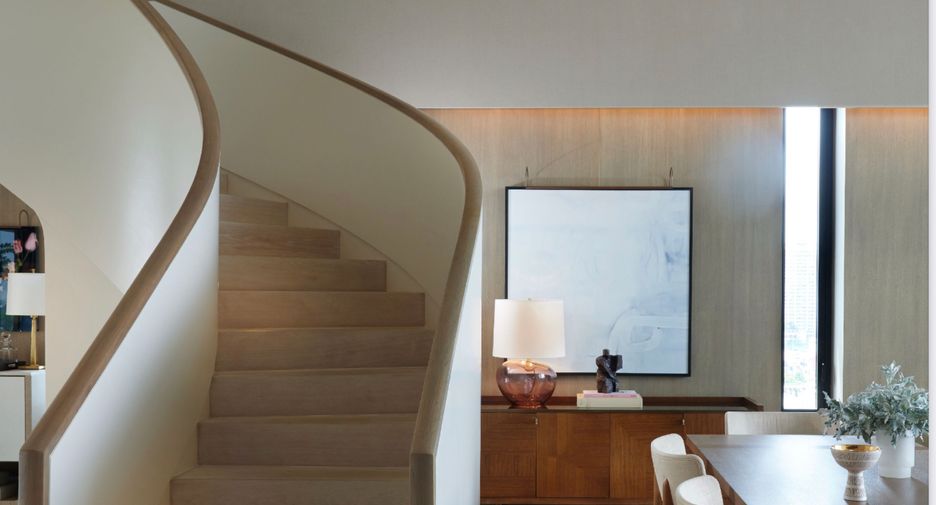 Condo en venta de 3 habitaciones en Yan Nawa, Bangkok