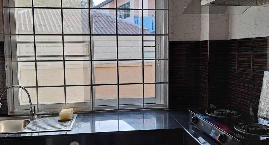 For rent and for sale 3 bedrooms house in Mueang Chiang Mai, Chiang Mai