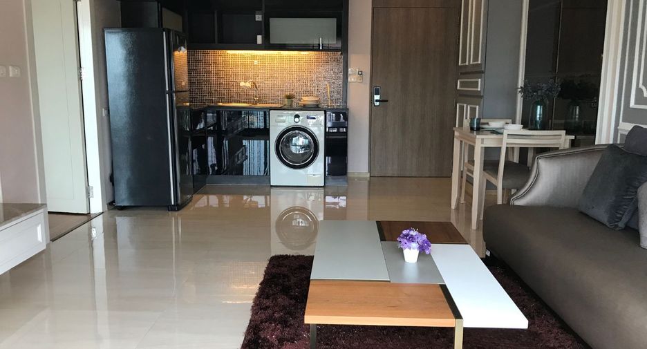 For rent and for sale 1 bed condo in Khlong Toei, Bangkok